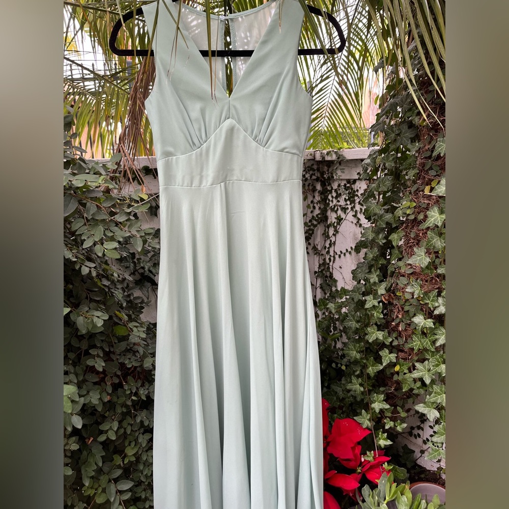 Lulu’s Women’s XS formal maxi dress